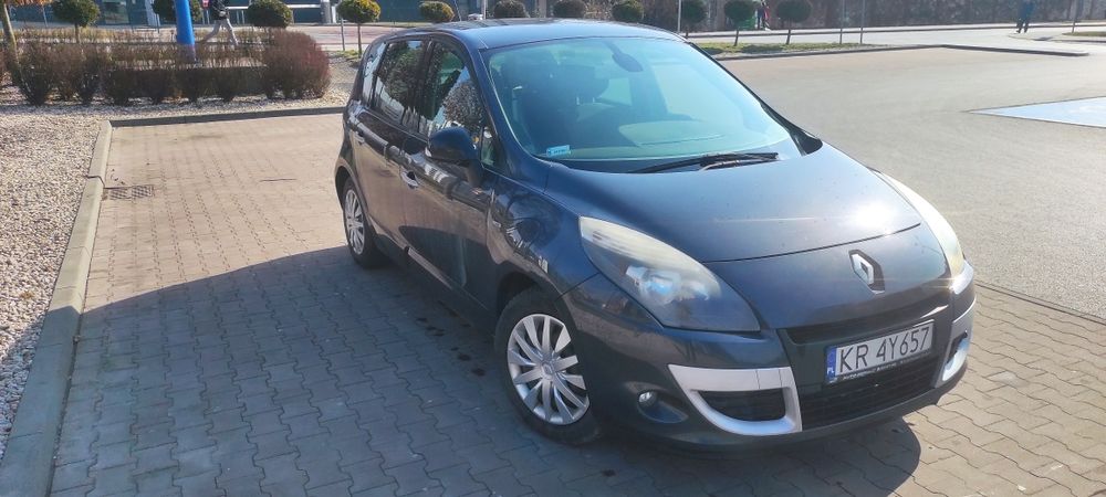 Renault Scenic III 1.9 CDTI