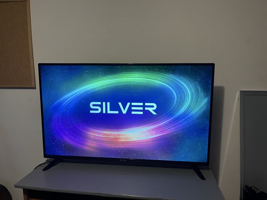 Smart TV Silver 43 polegadas