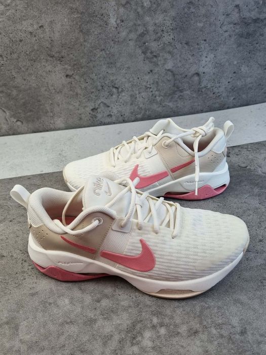 Buty Nike Zoom Bella 6