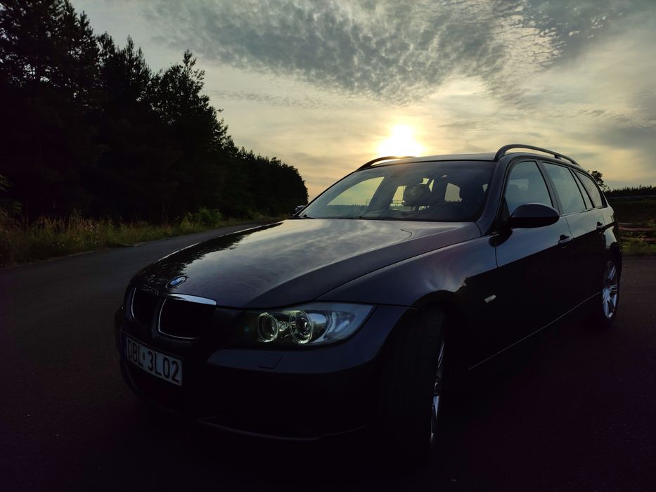 BMW E91 320d 2008r