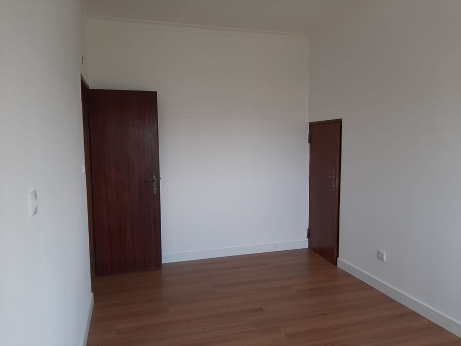 Moradia  T1 com área exterior comum