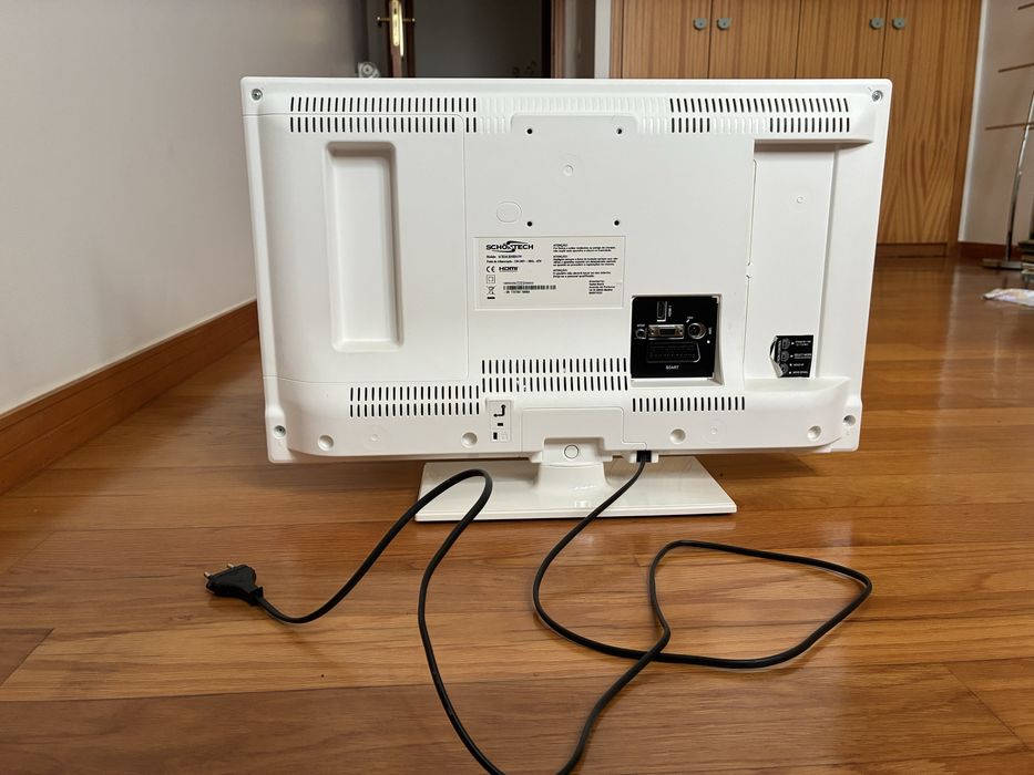 TV - Schöstech de 24 polegadas