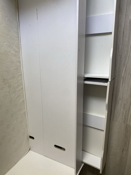 Ліжко в гарному стані