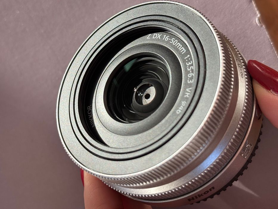 NIKON Z fc + Obiektyw 16-50mm f/3.5-6.3 Srebrny + 50-250mm f/4.5-6.3