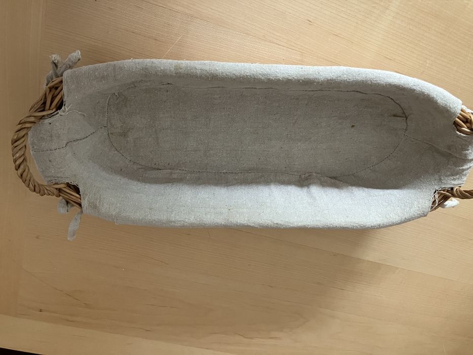 Cesta garrafeira em verga com tecido á volta