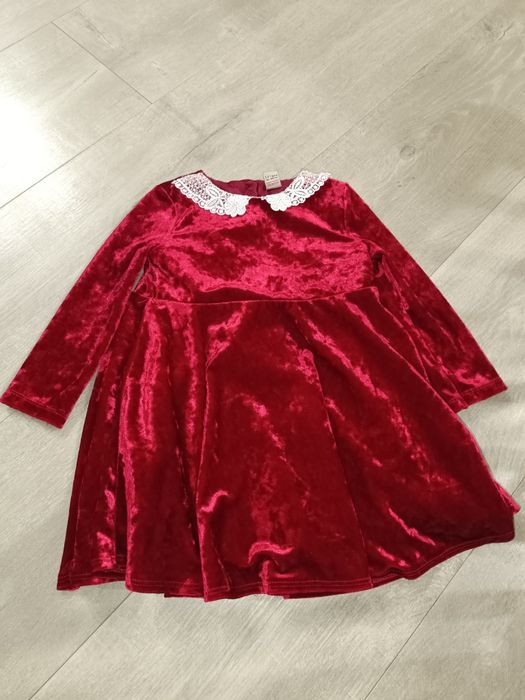 sukienka świąteczna czerwona