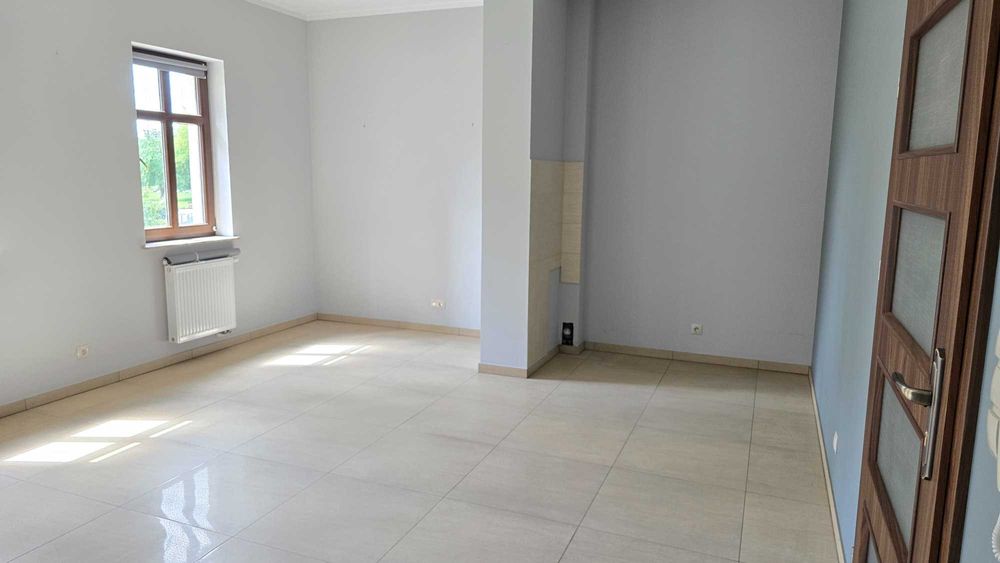 Lokal użytkowy w ścisłym centrum Sławna do wynajęcia.