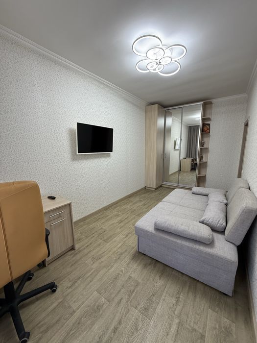 Продам 2 комнатную квартиру 70м2, ЖК Оливия