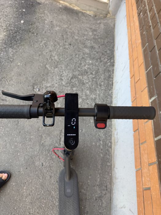Електросамокат Хіаоті Mi Electric Scooter Pro 2
