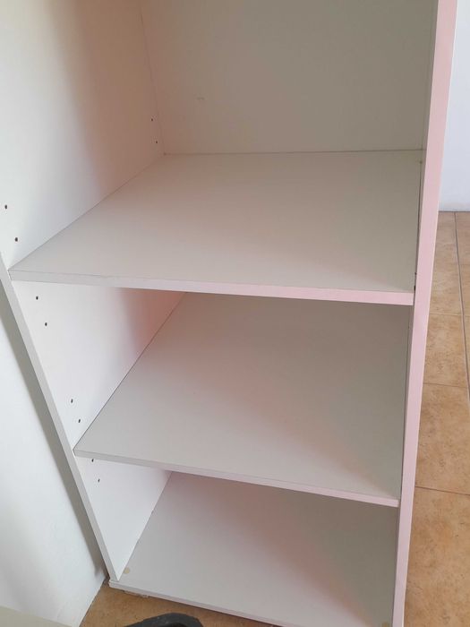 Móvel com charriot e 6 prateleiras