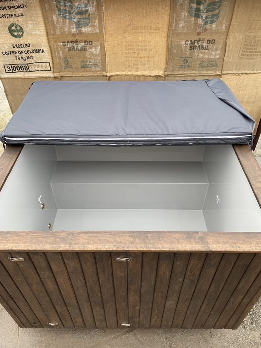 Гарячий спа чан