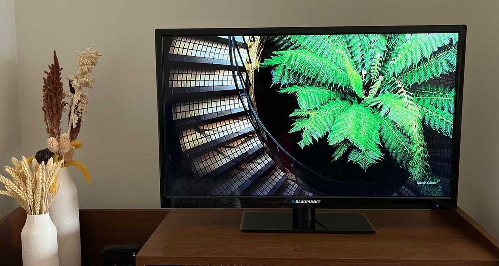 BLAUPUNKT Television, 81 cm / 32'' LED TV, Model 100AMR64584622262274120