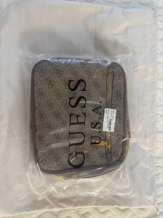 Продам сумочку Guess