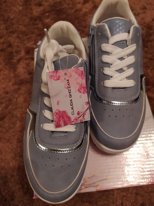 Buty dla dziewczynki