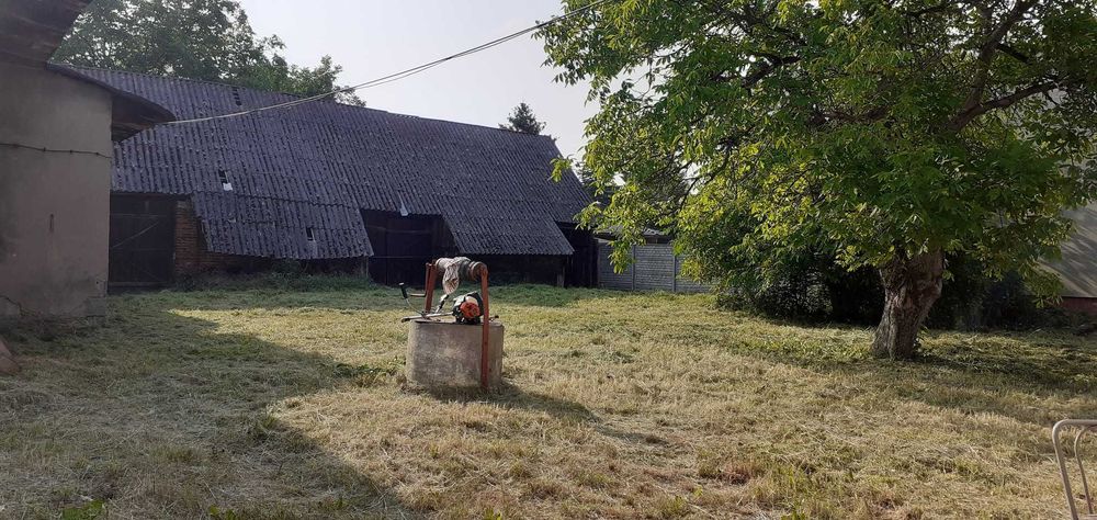 Sprzedam działkę z domem ul. Spacerowa w Radomsku.