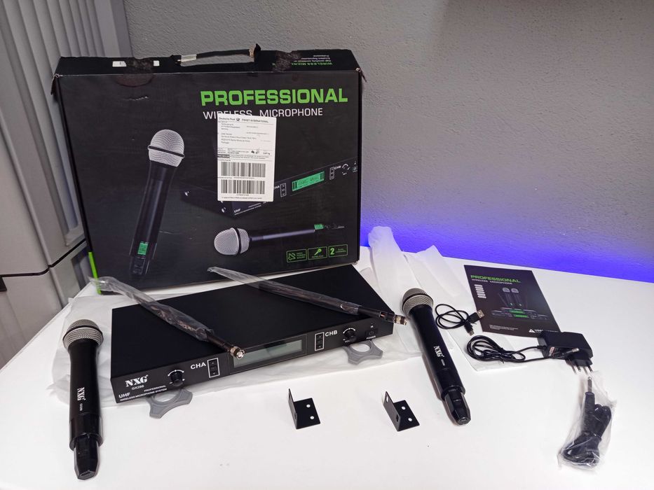Microfones Profissional 2 Canais / Novo