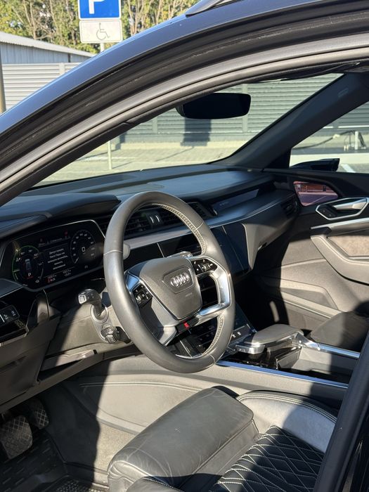 Audi E-tron 2020