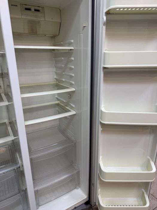 side by side Lg gw b207flqa