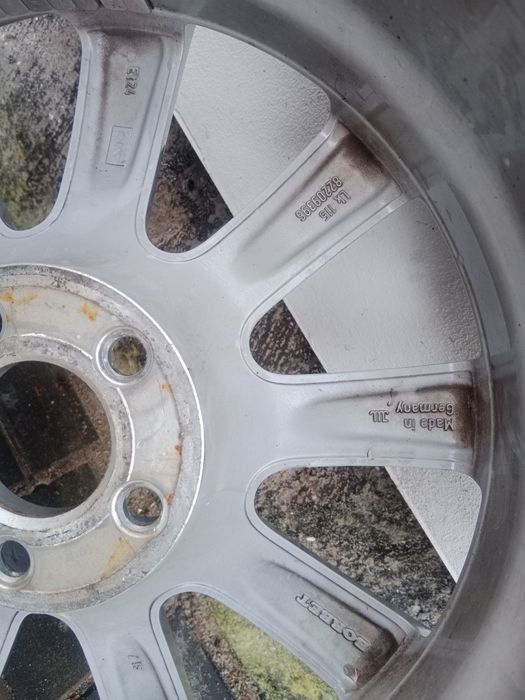 Felgi borbety z oponami