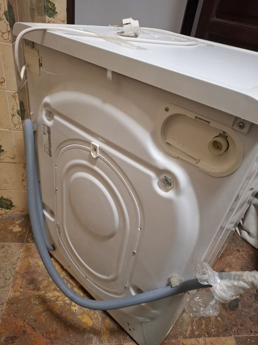 Máquina lavar roupa Indesit