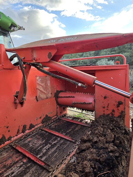 Espalhador estrume / alimentador de silagem