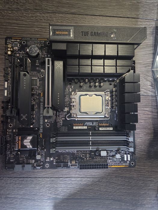Asus Tuf gaming b760-m