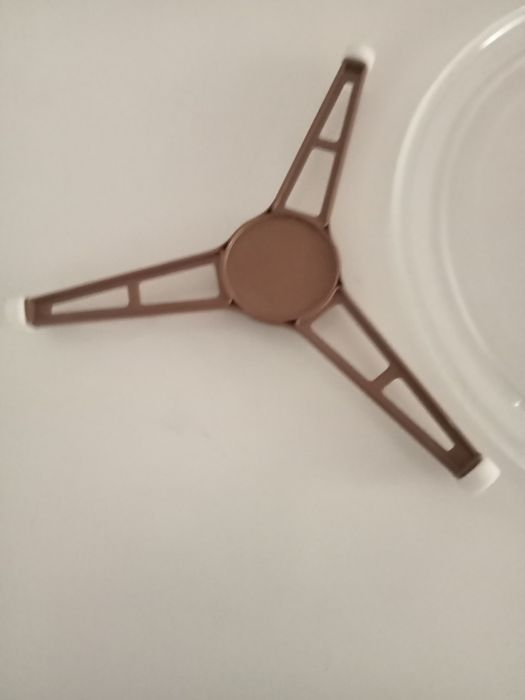 Prato para microondas com a guia.