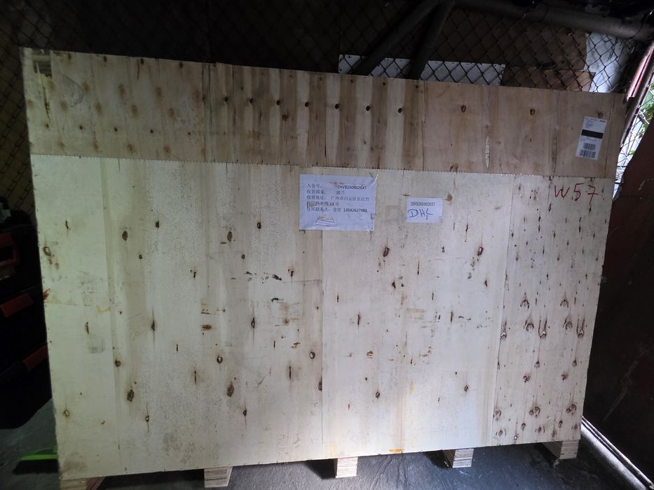 Duża skrzynia transportowa ze sklejki / paletowa (225x156 cm) – idealna pod namiot dachowy