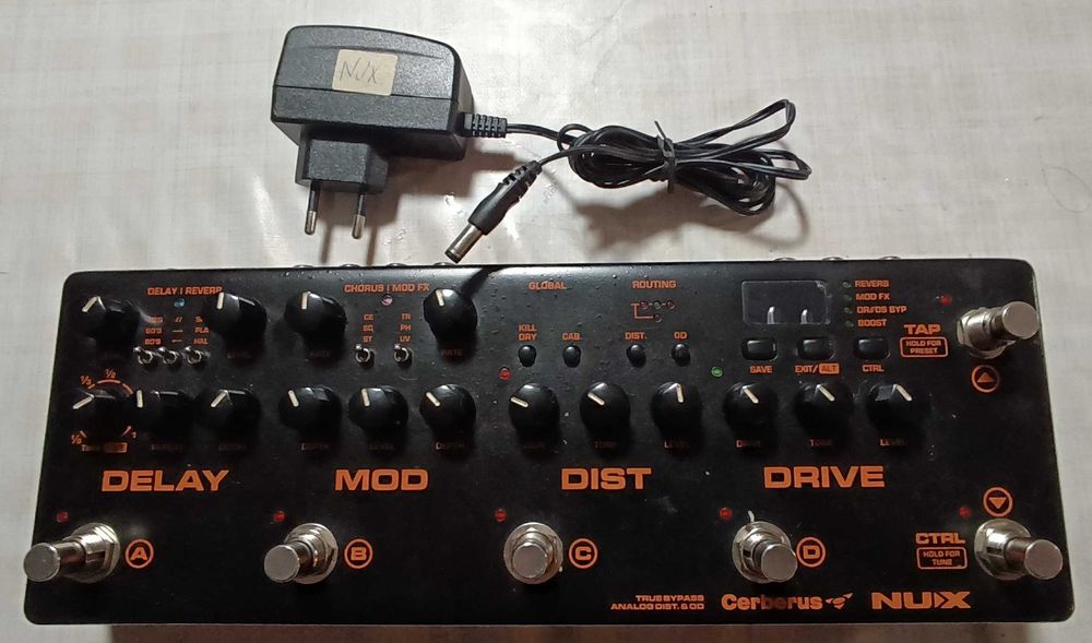 NUX Cerberus – Pedaleira Multi-Efeitos + MIDI – Excelente Estado