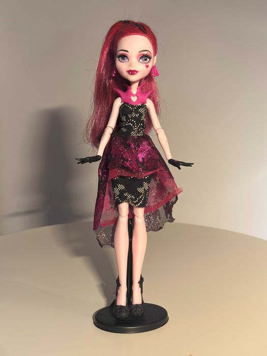 Monster High Draculaura Welcome to Monster High