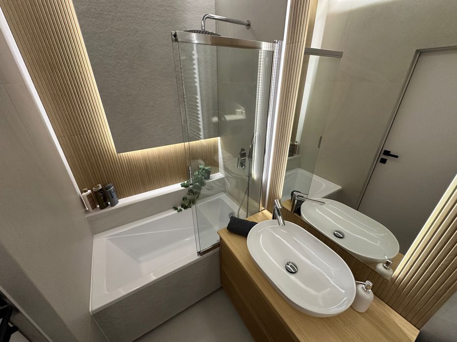 Velvet Apartment z miejscem parkingowym w sercu Katowic na doby, godz.