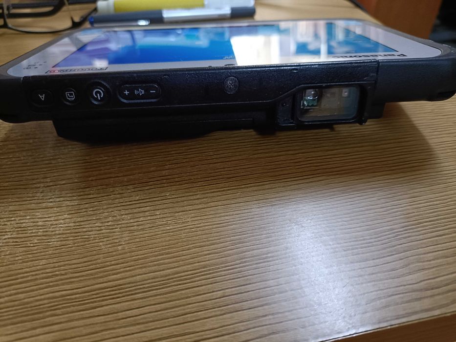 Panasonic Toughpad FZ-M1 | Tablet PC | Windows 10 Pro | Robusto
