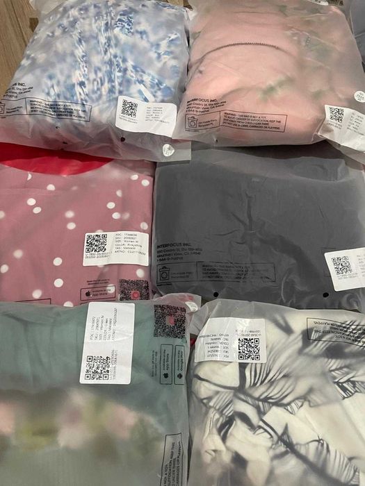 ubrania damskie, nowe.