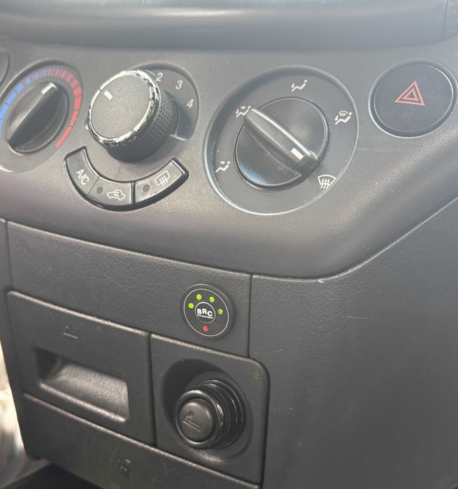 Chevrolet Aveo LS 1.2 Bi-Fuel (GPL de origem) | 2010