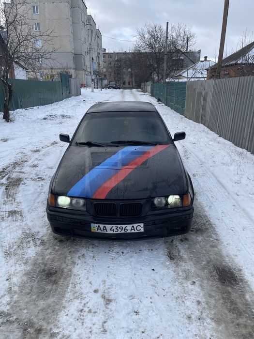 Продам бмв е36 1.8 бензин