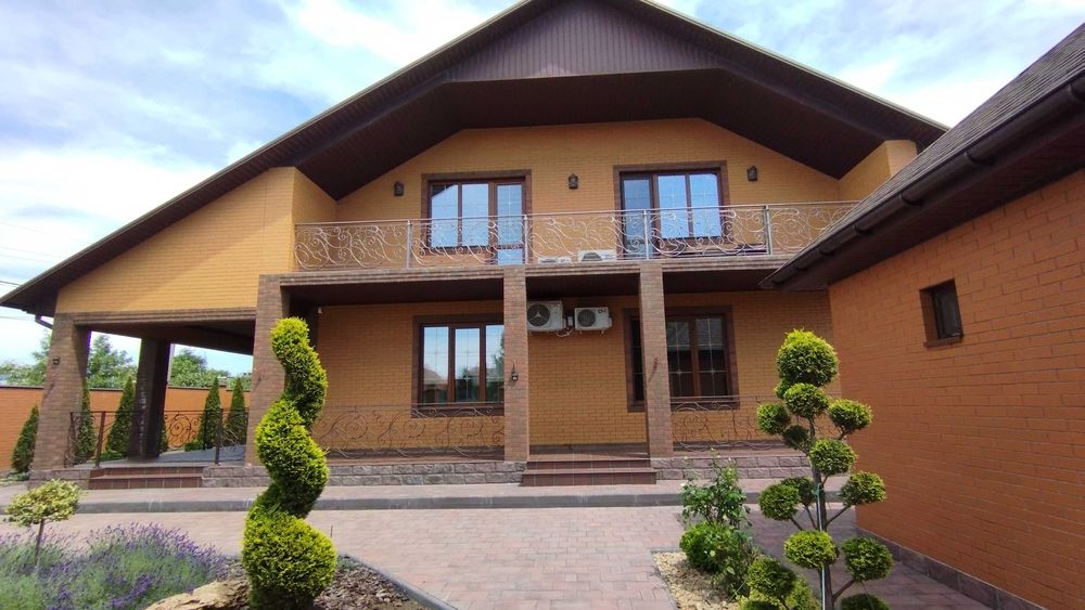 Продам дом в Червоном хуторе