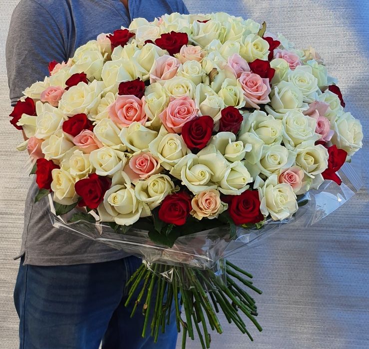 Розы!!Свежесрезаный микс!Цветы, букеты,троянди,букети,квіти