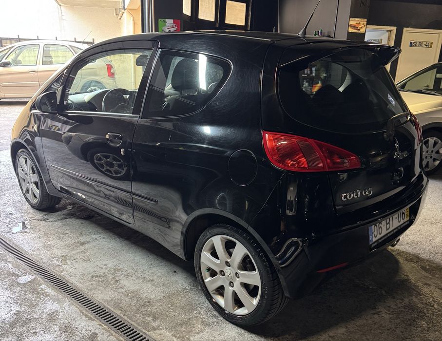 Mitsubichi Colt 1.3 Invite 95cv - Gasolina- Apenas 145 milkm