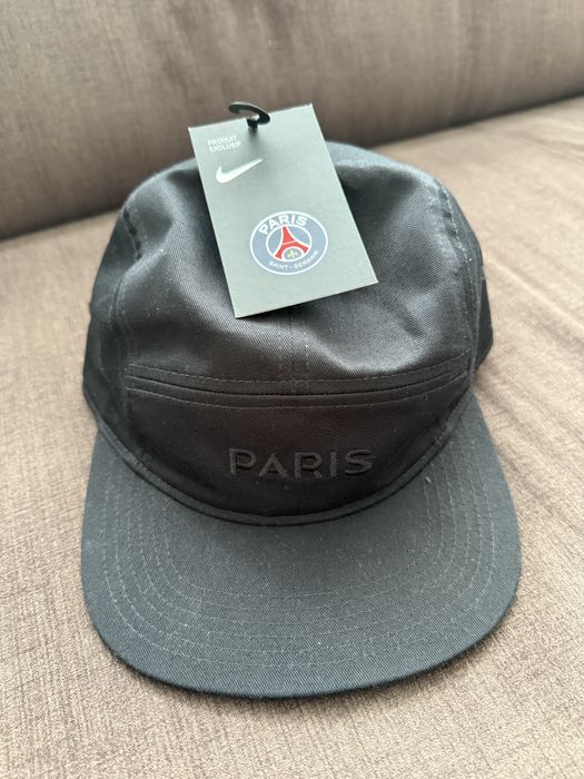 Nowa czapka Paris Saint-Germain F.C.