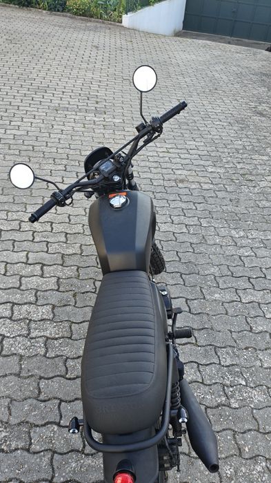 Mota Brixton Felsberg 125 (2023)