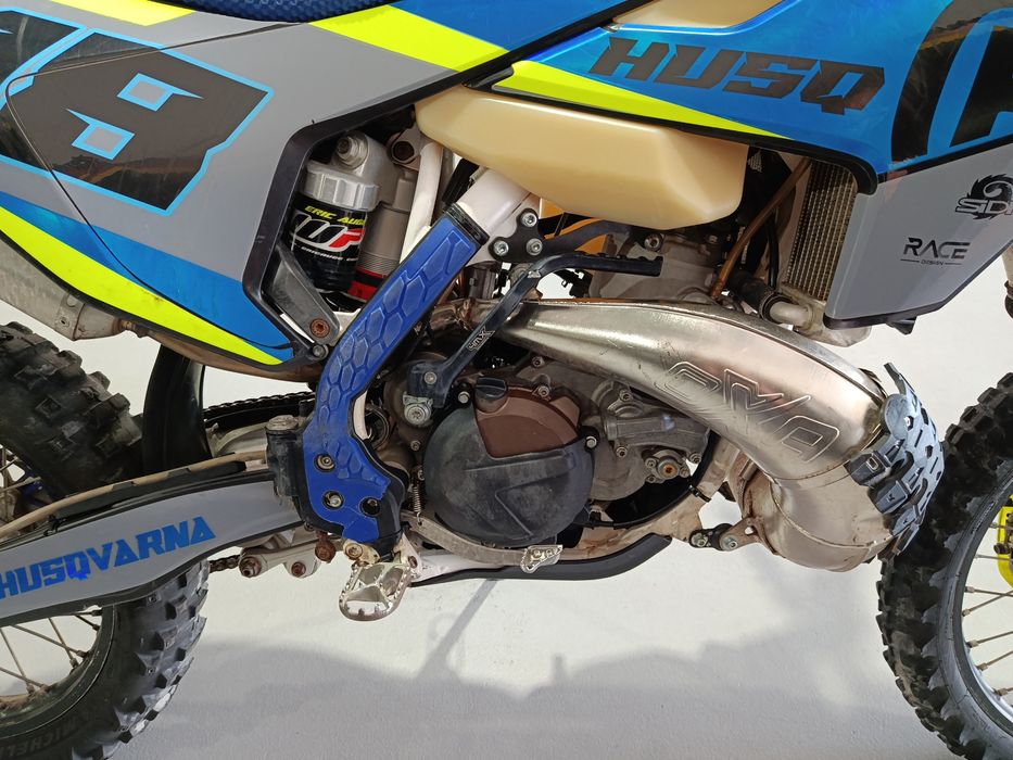 Husqvarna TE 250 matriculada