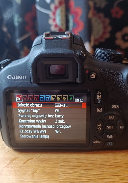 Lustrzanka Canon EOS 1200D