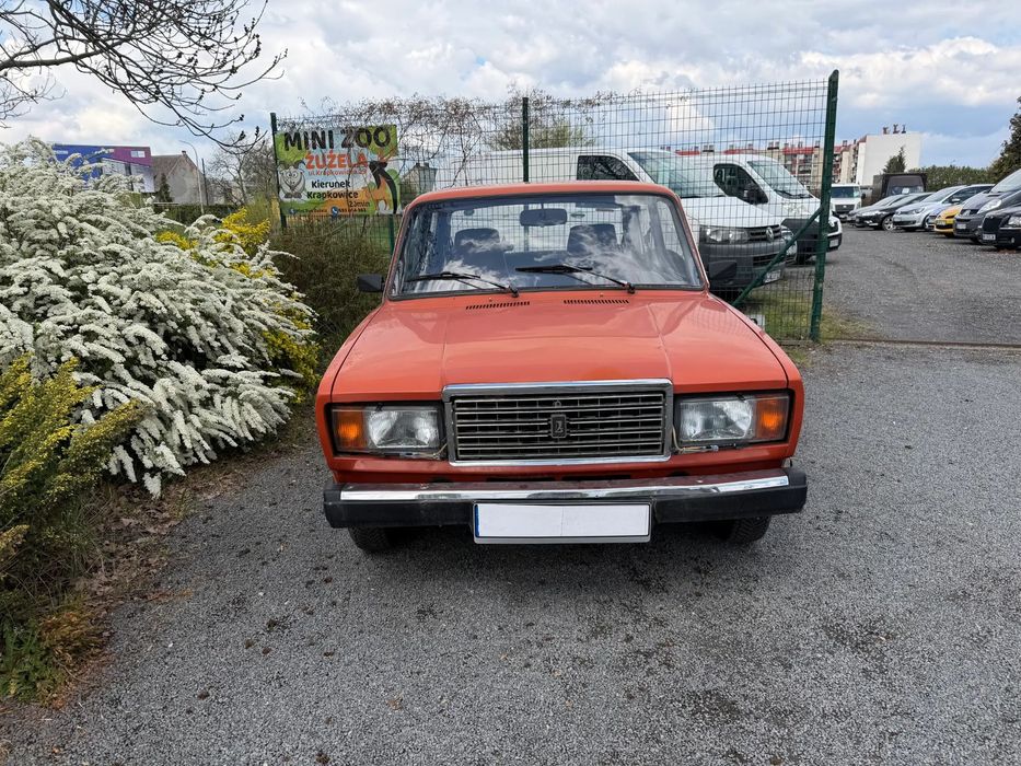 Lada 2103 Zdrowa podłoga ,zdrowe progi ,Fajna baza! opłaty do 2027