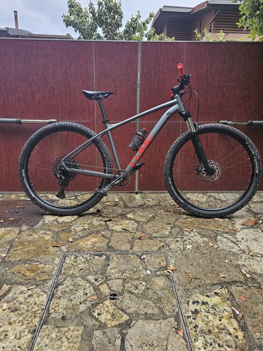 Bicicleta Cube Analog 29"