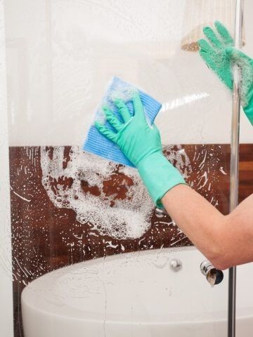 Прибирання квартир, будинків та офісів