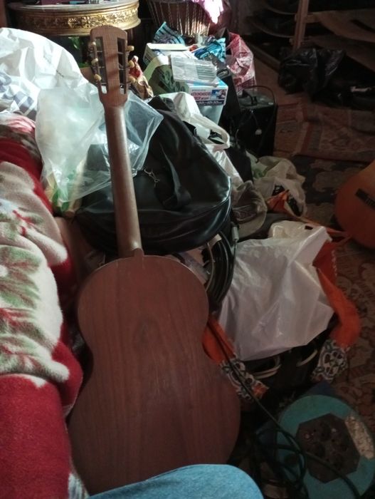 Guitarra clássica antiga