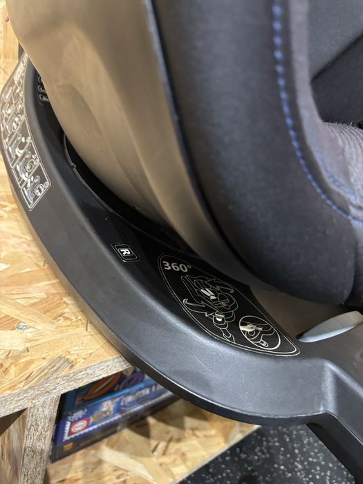 Cadeira Chicco Seat2Fit isize Isofix