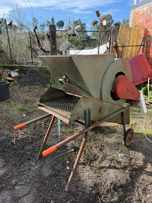Vendo Máquina para LIMPEZA de AZEITONA electrica e automática
