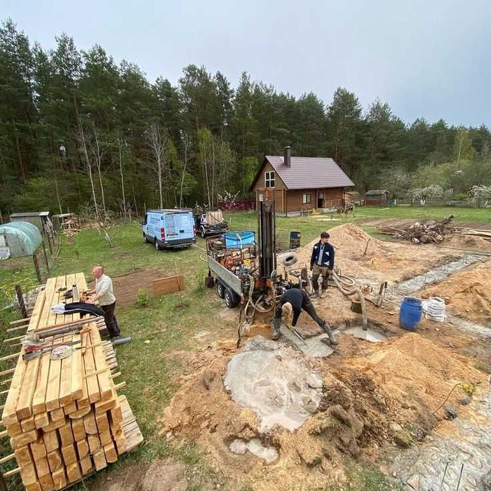 Буріння свердловин / скважин, Облаштування та введення води в будинок