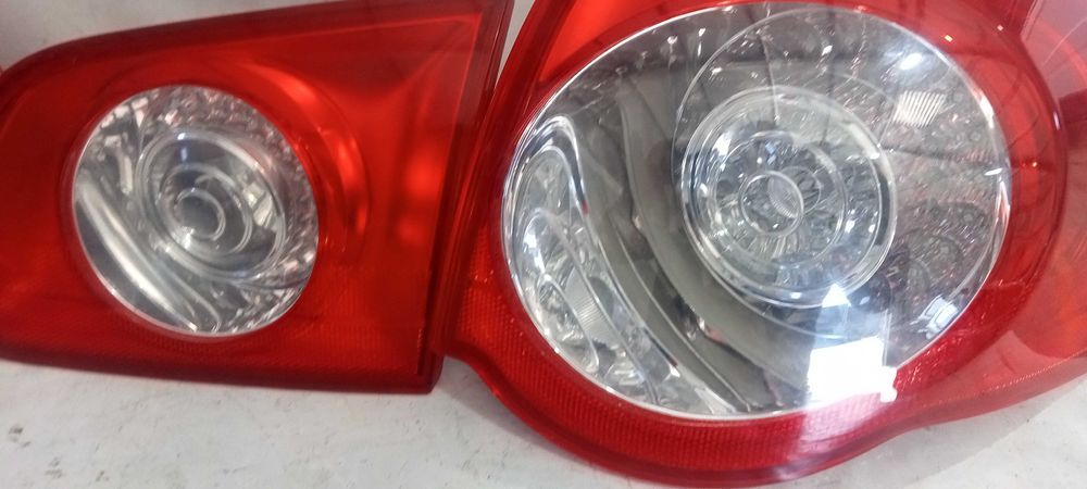 Farolim  Passat Variant 6 (3C5) Comb